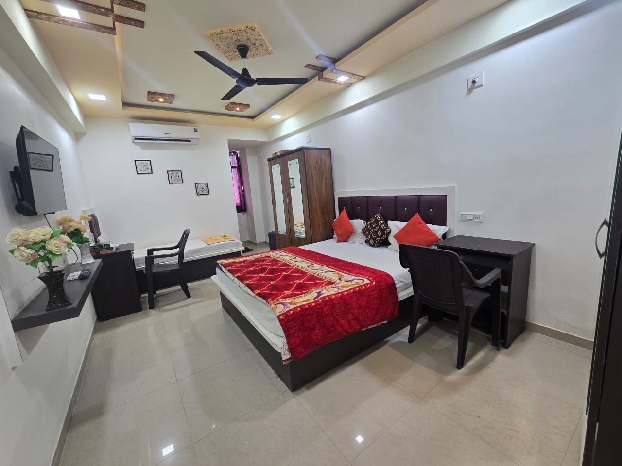 A One PG Malabar – Photo 14